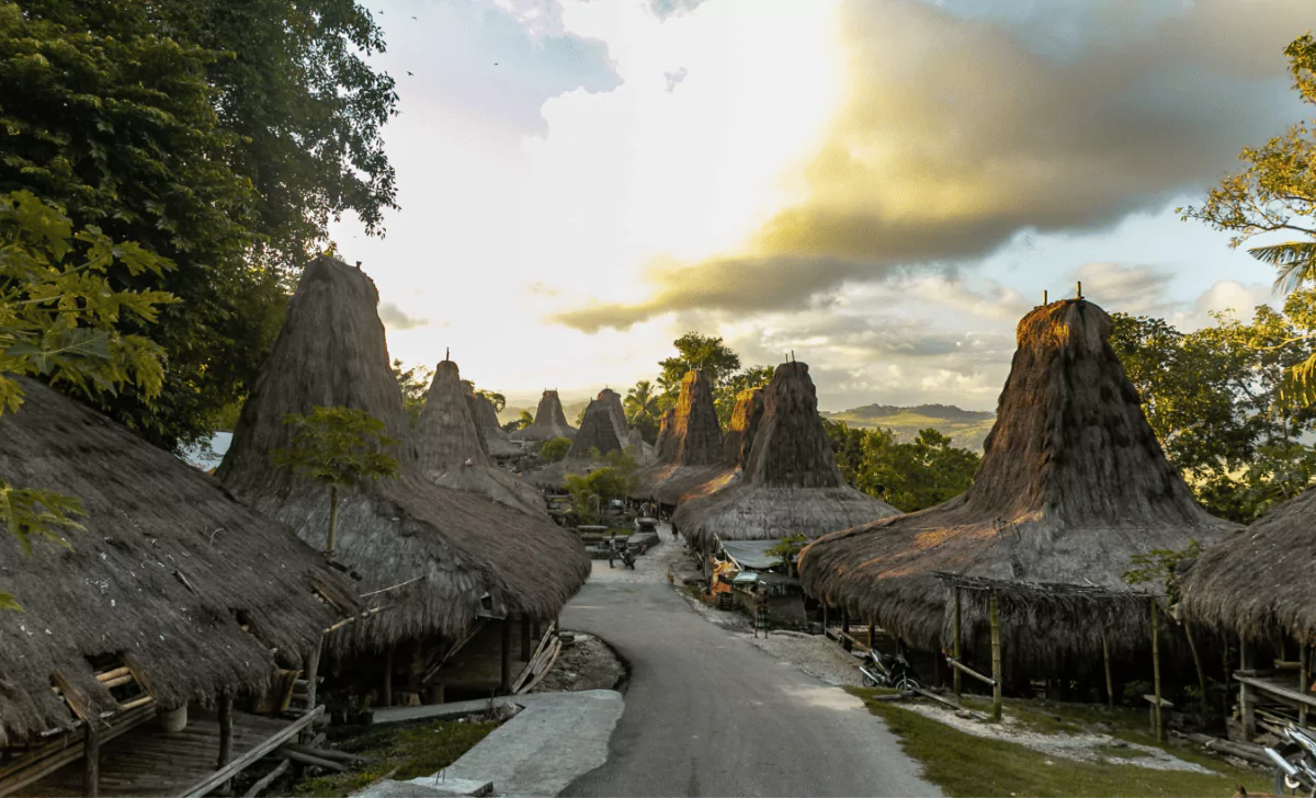 Sumba Accommodation – Best Luxury Resorts, Villas & Travel Guide