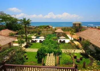 Canggu Villas Beachfront: The Ultimate in Seaside Luxury