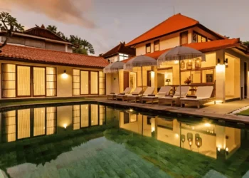 5-bedroom-villa-seminyak-fi