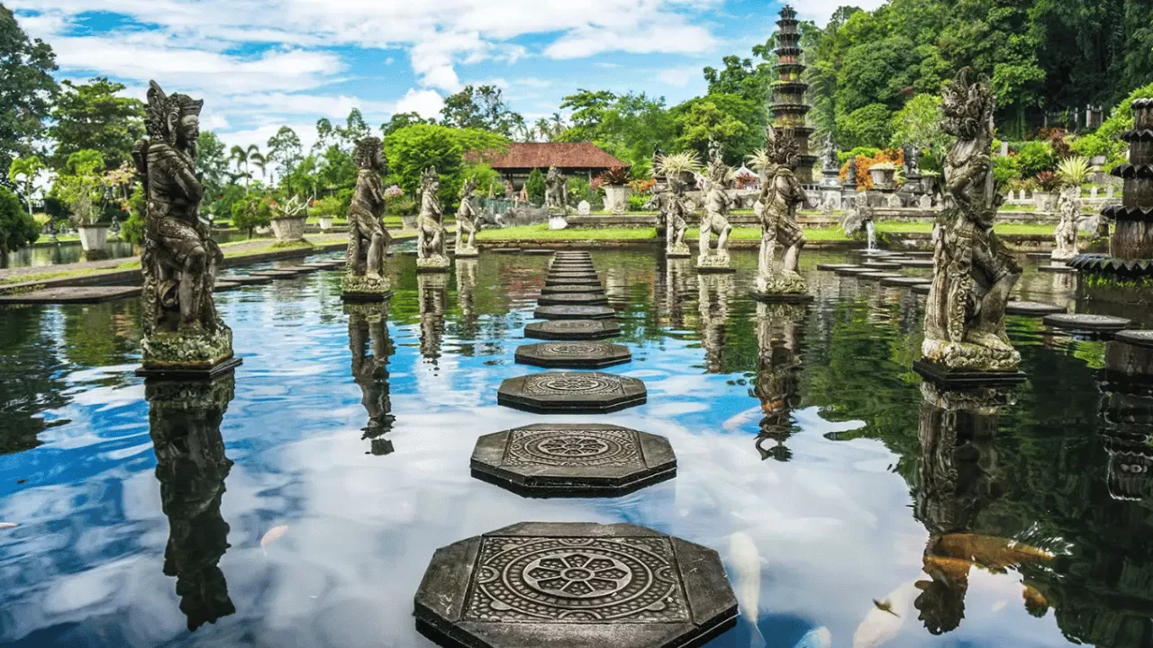 nearby-attractions-around-pura-lempuyang