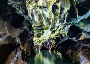 hidden-canyon-beji-guwang-fi